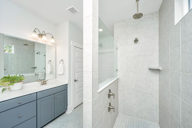 6180 Wilkes Pond Drive, Hollywood, SC 29449