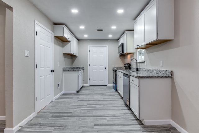 2660 Kellogg Avenue, Dallas, TX 75216