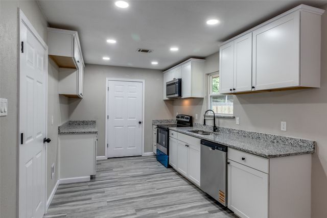 2660 Kellogg Avenue, Dallas, TX 75216