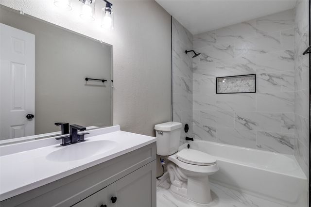 2660 Kellogg Avenue, Dallas, TX 75216