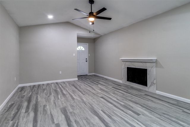 2660 Kellogg Avenue, Dallas, TX 75216