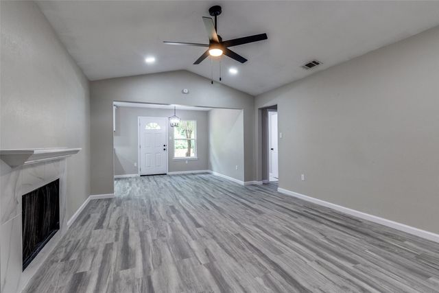 2660 Kellogg Avenue, Dallas, TX 75216