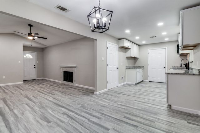 2660 Kellogg Avenue, Dallas, TX 75216