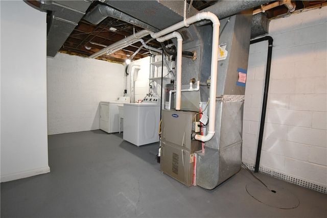 217 Oaklyn Rd, Bethel Park, PA 15102