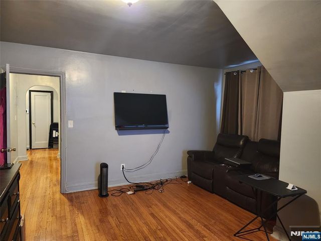 490 Beverly Road C4, Teaneck, NJ 07666