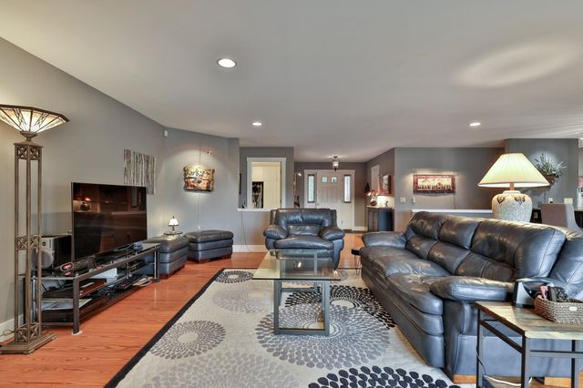 333 Music Mountain Road, Stockbridge, VT 05772