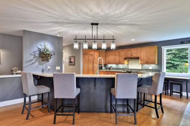 333 Music Mountain Road, Stockbridge, VT 05772