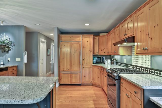 333 Music Mountain Road, Stockbridge, VT 05772