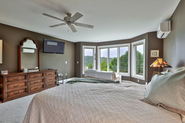 333 Music Mountain Road, Stockbridge, VT 05772