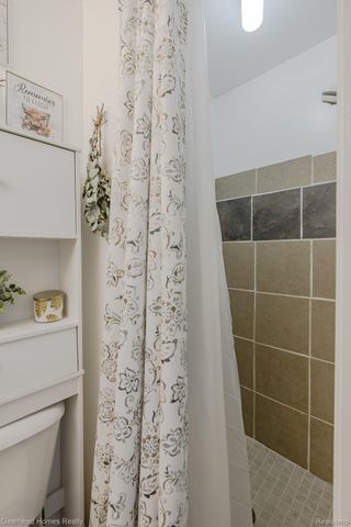 12364 Morrish Road, Montrose Charter Township, MI 48420