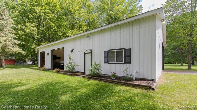12364 Morrish Road, Montrose Charter Township, MI 48420
