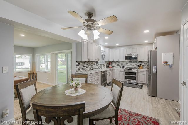12364 Morrish Road, Montrose Charter Township, MI 48420