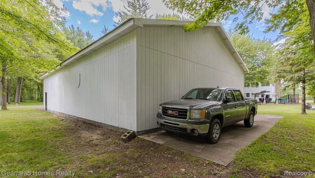 12364 Morrish Road, Montrose Charter Township, MI 48420