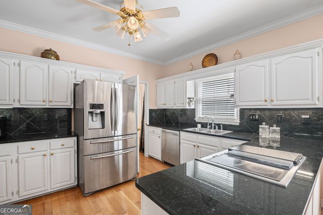 4290 Happy Valley Circle, Newnan, GA 30263