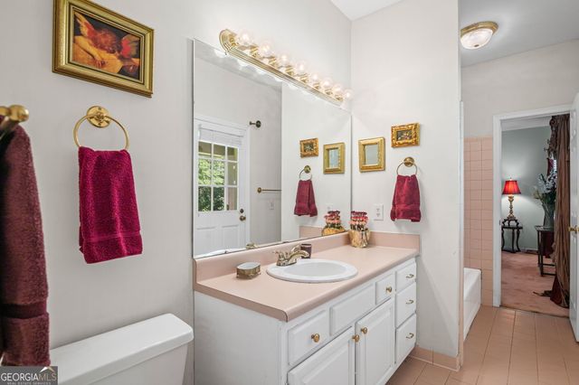 4290 Happy Valley Circle, Newnan, GA 30263