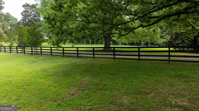 4290 Happy Valley Circle, Newnan, GA 30263