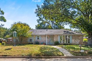 2425 Nottingham Place, Grand Prairie, TX 75050