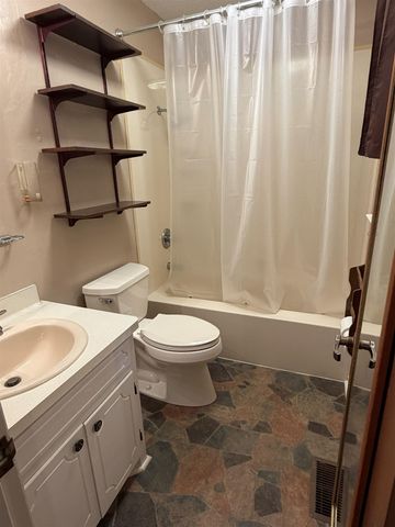 152 Twin Creek Drive, Boiling Springs, SC 29316