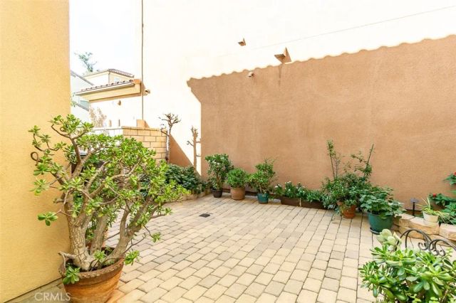 61 Sacred, Irvine, CA 92618