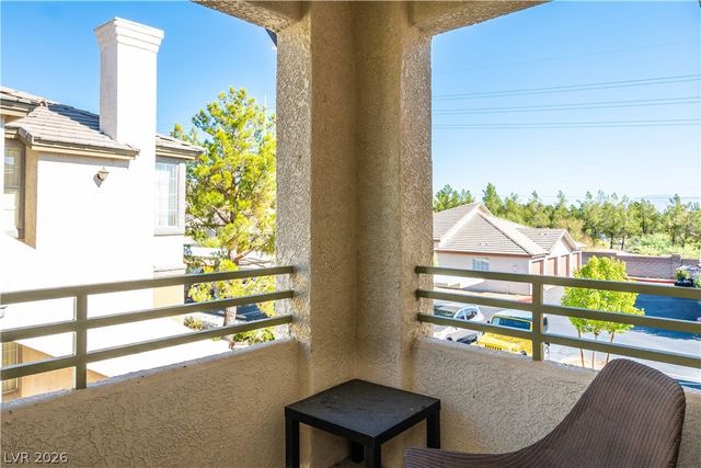 1709 King James Street 203, Las Vegas, NV 89144