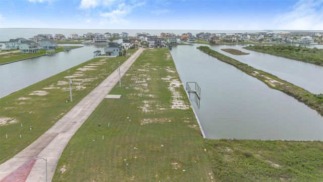 4 Teakettle, Hitchcock, TX 77563