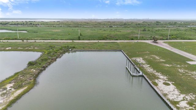 4 Teakettle, Hitchcock, TX 77563