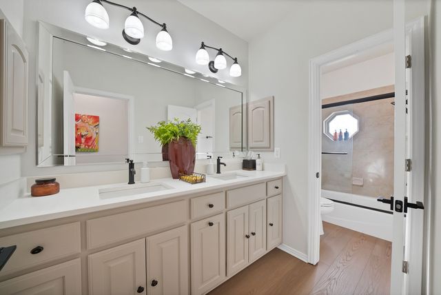 166 Tranquil Place, Waxahachie, TX 75167