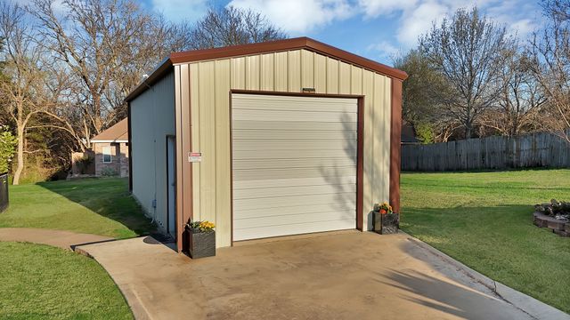 166 Tranquil Place, Waxahachie, TX 75167