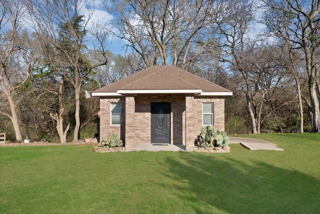 166 Tranquil Place, Waxahachie, TX 75167