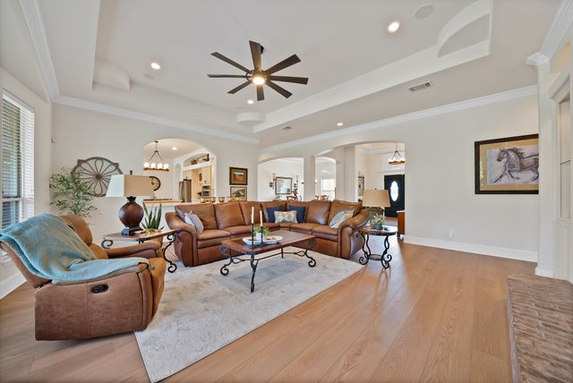 166 Tranquil Place, Waxahachie, TX 75167