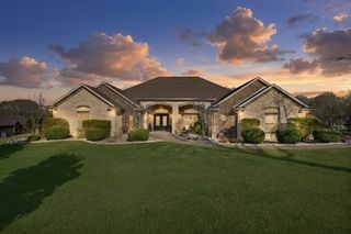 166 Tranquil Place, Waxahachie, TX 75167