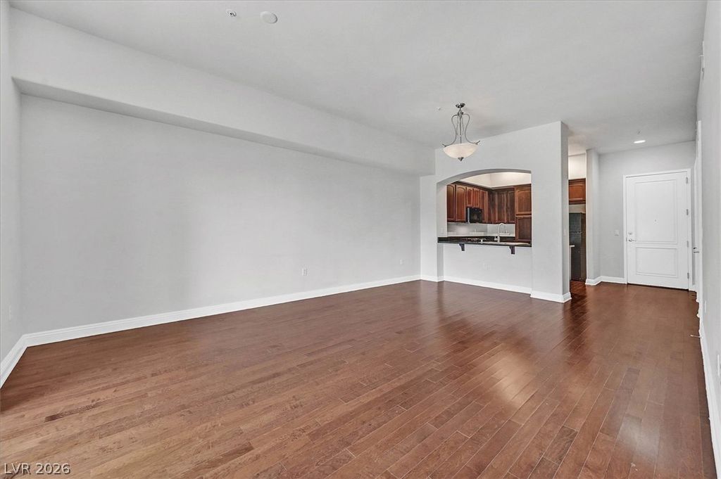 38 East Serene Avenue 304, Las Vegas, NV 89123 — photo 5