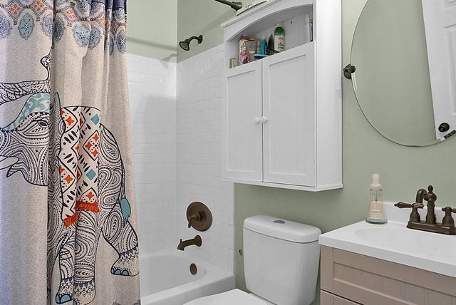 203 Violet Drive, Summerville, SC 29483