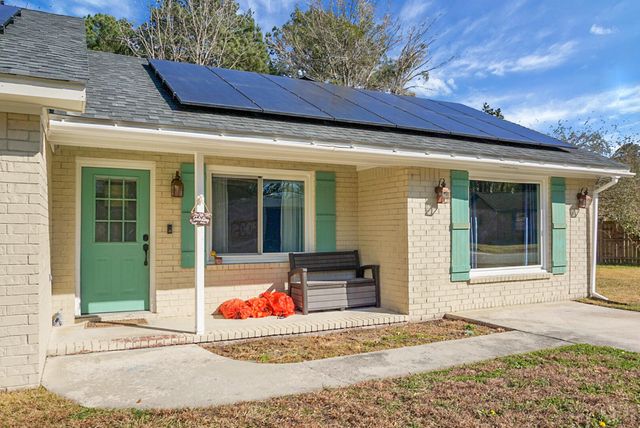 203 Violet Drive, Summerville, SC 29483