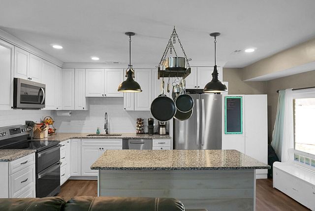 203 Violet Drive, Summerville, SC 29483