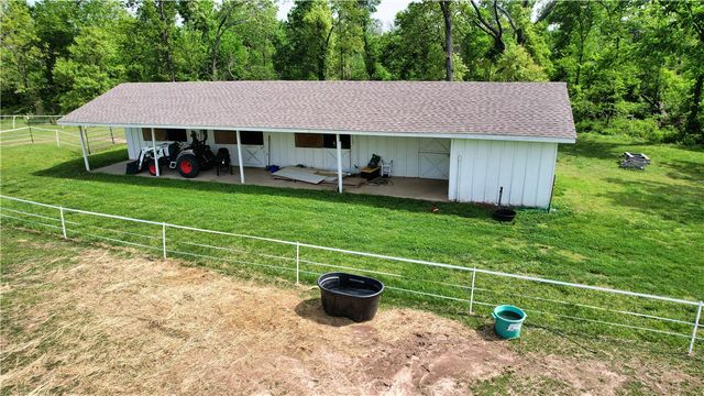 12728 4 K Ranch Drive, Rogers, AR 72756