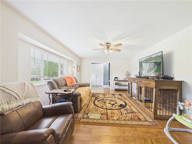 12728 4 K Ranch Drive, Rogers, AR 72756