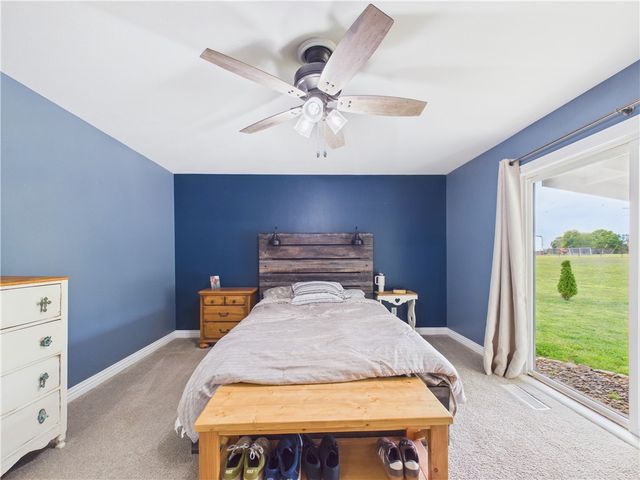 12728 4 K Ranch Drive, Rogers, AR 72756