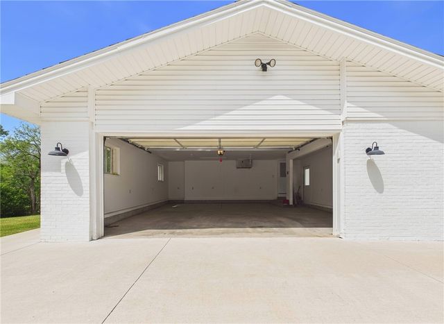 12728 4 K Ranch Drive, Rogers, AR 72756