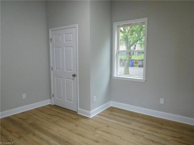 213 E Monmouth Street, Winston-salem, NC 27127