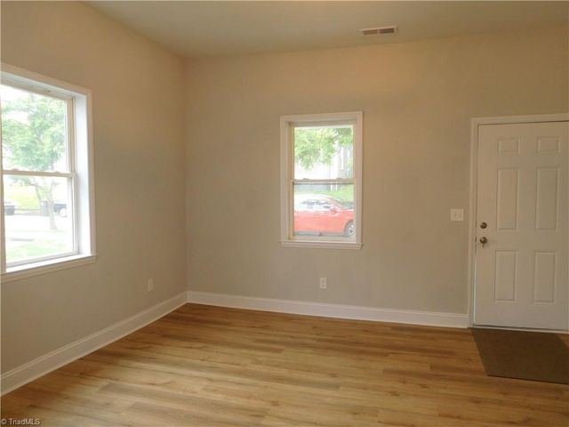 213 E Monmouth Street, Winston-salem, NC 27127