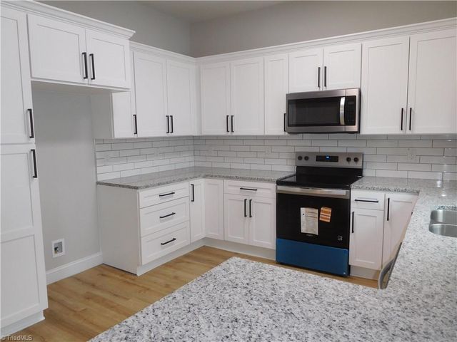213 E Monmouth Street, Winston-salem, NC 27127