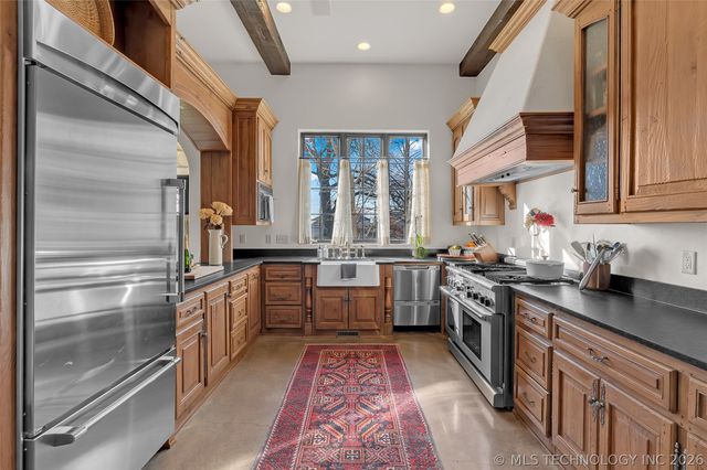 3347 S Utica Avenue, Tulsa, OK 74105