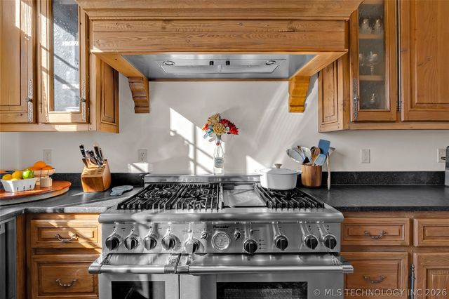 3347 S Utica Avenue, Tulsa, OK 74105