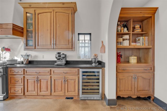 3347 S Utica Avenue, Tulsa, OK 74105