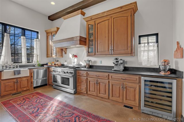 3347 S Utica Avenue, Tulsa, OK 74105