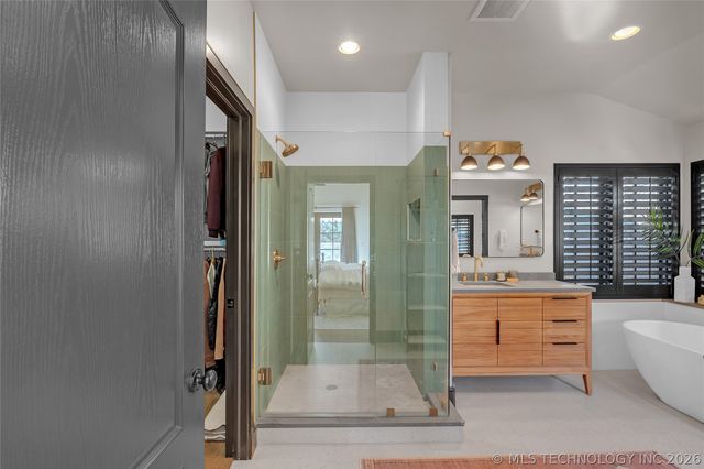 3347 S Utica Avenue, Tulsa, OK 74105