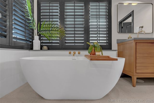 3347 S Utica Avenue, Tulsa, OK 74105