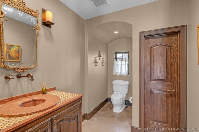 3347 S Utica Avenue, Tulsa, OK 74105