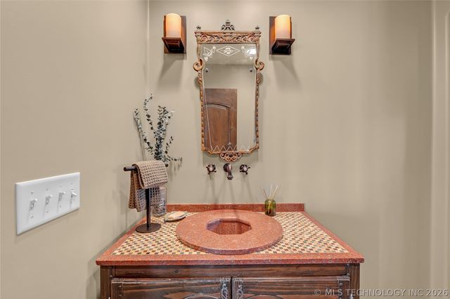 3347 S Utica Avenue, Tulsa, OK 74105